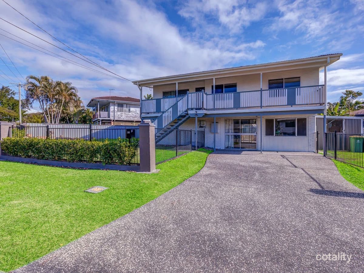 30 Woody Avenue, Kingston 4114